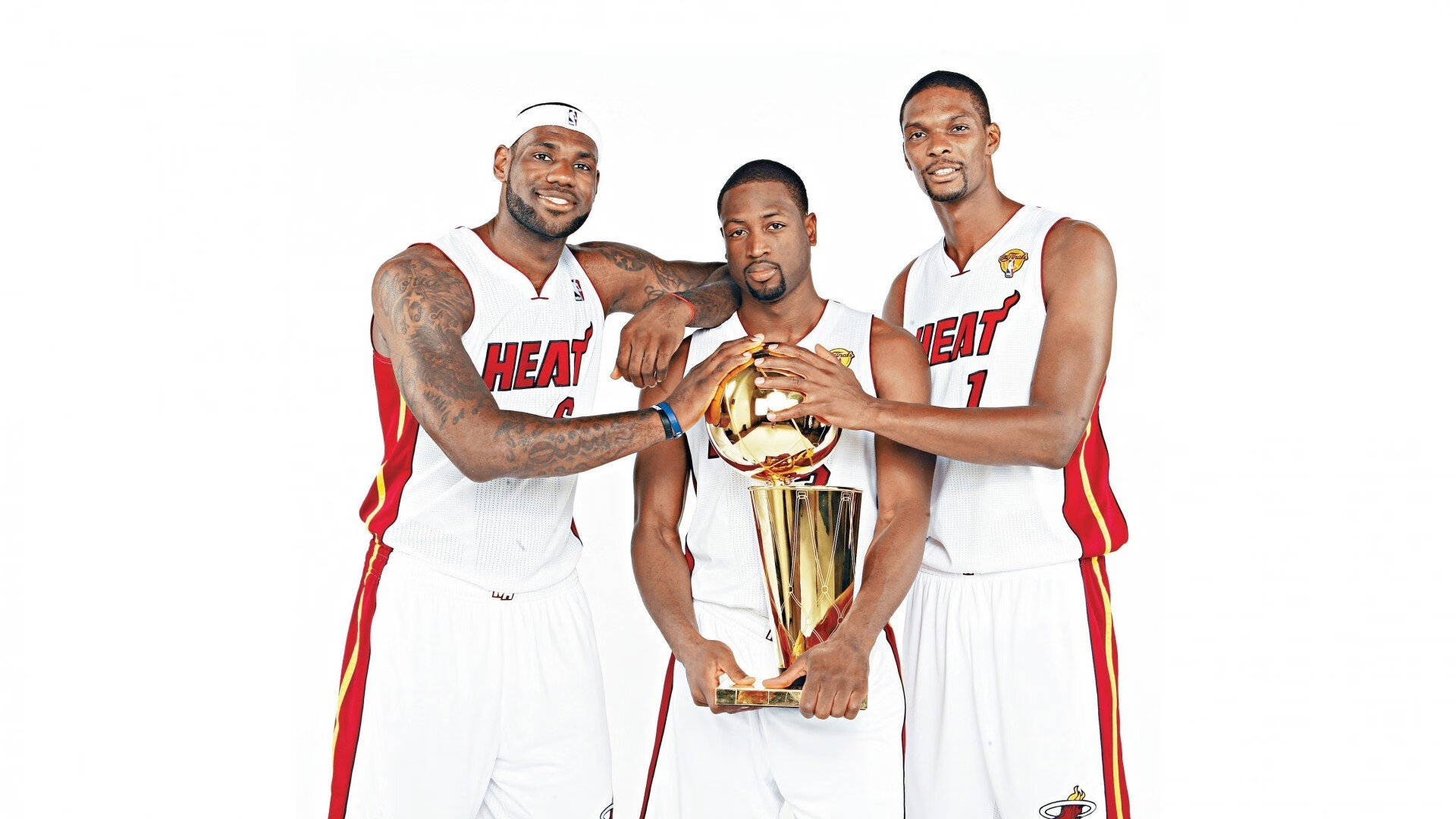 巴黎圣日耳曼连续胜利，争夺联赛冠军，巴黎圣日耳曼队首发