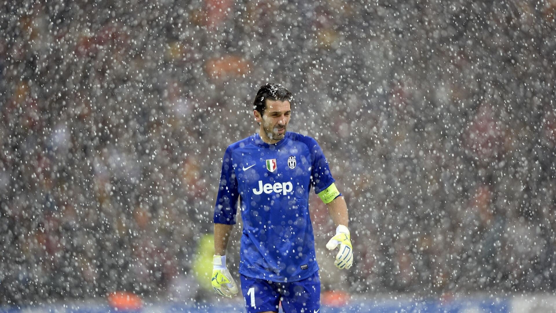 西甲焦点：皇马在补时绝杀巴萨，争冠形势发生微调，西甲第七轮皇马vs巴萨