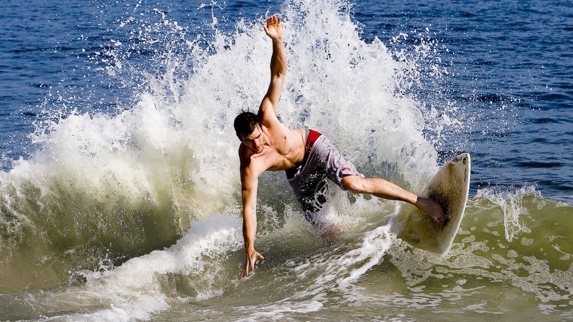 车手家族传奇：几代车手的速度传承，车手结局